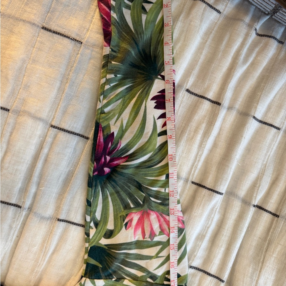 🌺 Tommy Bahama Tropical Floral & Stripe Long Sleeve Top - Relaxed Fit - Size M 🌴 - Picture 11 of 11